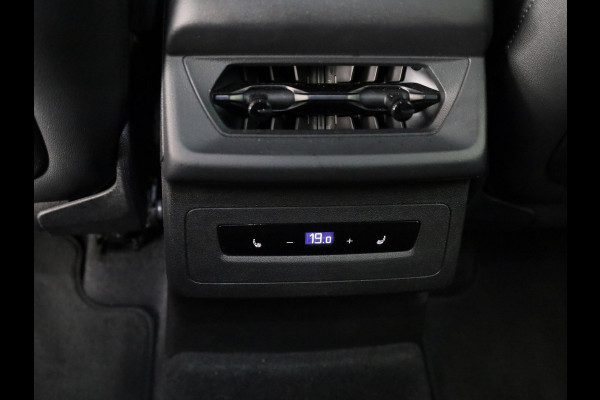 Audi Q6 e-tron S edition performance 100 kWh 306pk | Pack Tech Pro | Luchtvering | Stuurverwarming | MMI Bijrijdersscherm