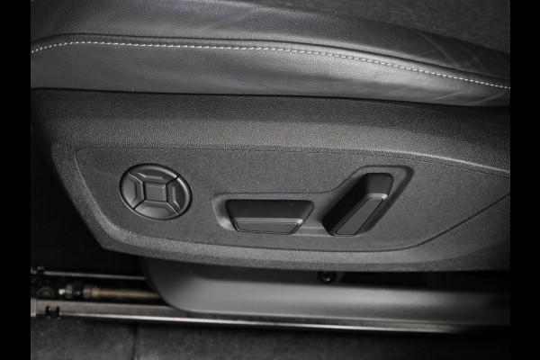 Audi Q6 e-tron S edition performance 100 kWh 306pk | Pack Tech Pro | Luchtvering | Stuurverwarming | MMI Bijrijdersscherm