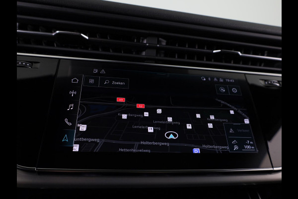 Audi Q8 55 TFSI e quattro Pro Line S 380pk | Panoramadak | Adaptieve cruise controle | Lederen bekleding | Geheugen bestuurderstoel