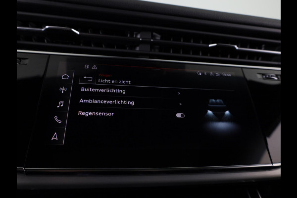Audi Q8 55 TFSI e quattro Pro Line S 380pk | Panoramadak | Adaptieve cruise controle | Lederen bekleding | Geheugen bestuurderstoel