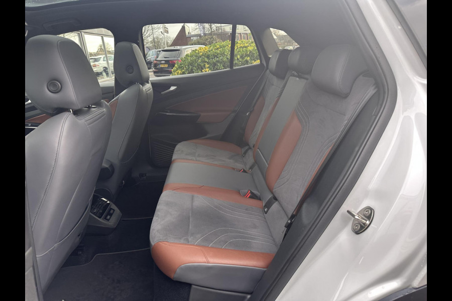Volkswagen ID.4 Max 77 kWh Panoramadak ACC ErgoActive Trekhaak 21''LM