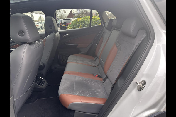 Volkswagen ID.4 Max 77 kWh Panoramadak ACC ErgoActive Trekhaak 21''LM