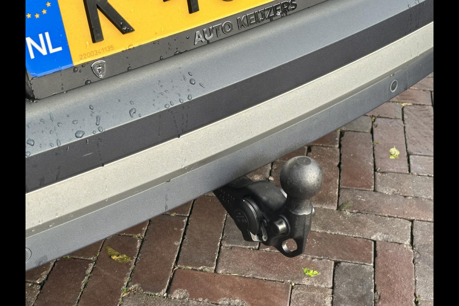 Volkswagen ID.4 Max 77 kWh Panoramadak ACC ErgoActive Trekhaak 21''LM