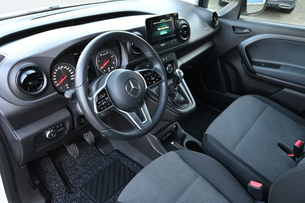 Mercedes-Benz Citan 110 CDI L1 Pro MBUX met Smartphone integratiepakket, Stoelverwarming, Etc.