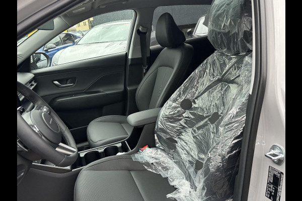 Hyundai Kona 1.6 GDI HEV Premium Sky NIEUWE AUTO MET REGISTRATIE | VOLLE AUTO! | PANO | STOEL VERWARMING + VENTILATIE| STUUR VERWARMING| ACHTERBANK VERWARMD