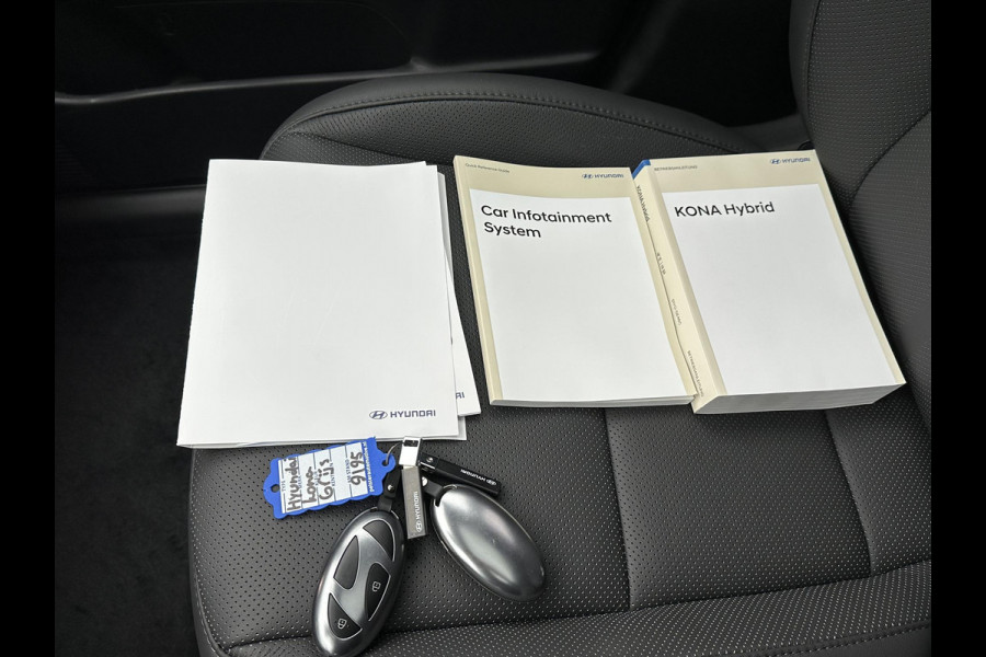 Hyundai Kona 1.6 GDI HEV Premium Sky NIEUWE AUTO MET REGISTRATIE | VOLLE AUTO! | PANO | STOEL VERWARMING + VENTILATIE| STUUR VERWARMING| ACHTERBANK VERWARMD