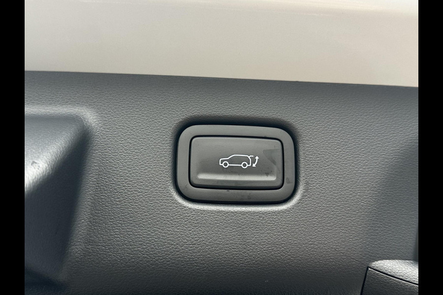 Hyundai Kona 1.6 GDI HEV Premium Sky NIEUWE AUTO MET REGISTRATIE | VOLLE AUTO! | PANO | STOEL VERWARMING + VENTILATIE| STUUR VERWARMING| ACHTERBANK VERWARMD