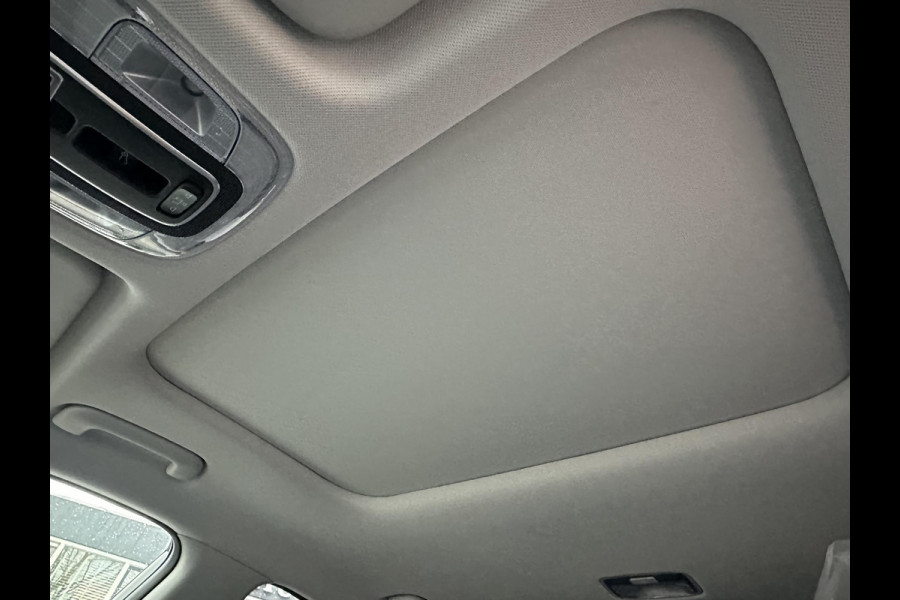 Hyundai Kona 1.6 GDI HEV Premium Sky NIEUWE AUTO MET REGISTRATIE | VOLLE AUTO! | PANO | STOEL VERWARMING + VENTILATIE| STUUR VERWARMING| ACHTERBANK VERWARMD