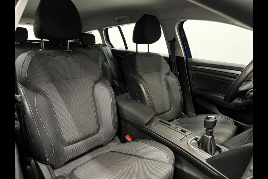 Renault Mégane Estate 1.3 TCe 140 Equilibre Airco ECC Navi Carplay PDC VA + Camera Cruise Control Full LED Virtual Cockpit DAB+
