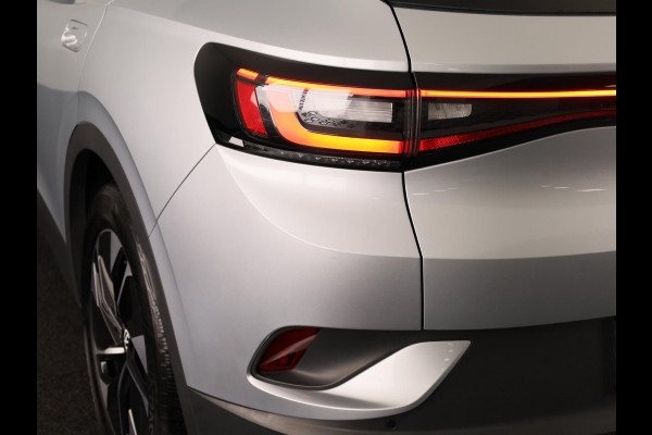Volkswagen ID.4 Life 77 kWh 204 pk | Navigatie | Parkeersensoren | Adaptieve cruise control | LED koplampen | Stoelverwarming |