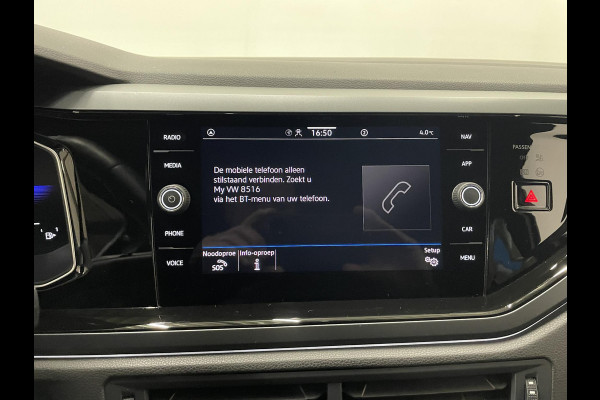 Volkswagen Polo 1.0 TSI R-Line DSG Navigatie Apple Carplay/Android Auto Camera Parkeersensoren Adaptive Cruise Control Matrix-LED-koplamp Lichtmetalen velgen Climate Control Getinte ramen