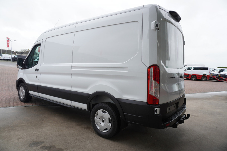Ford Transit 350 2.0 TDCI 130PK L3H2 Trend nr. V137 | Airco | Cruise | Trekhaak | Apple cp-Android auto