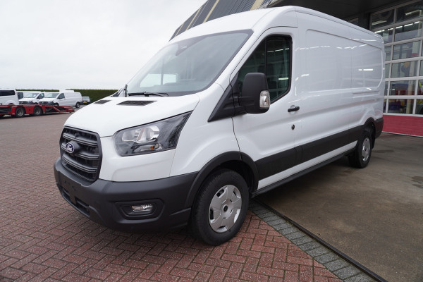 Ford Transit 350 2.0 TDCI 130PK L3H2 Trend nr. V137 | Airco | Cruise | Trekhaak | Apple cp-Android auto