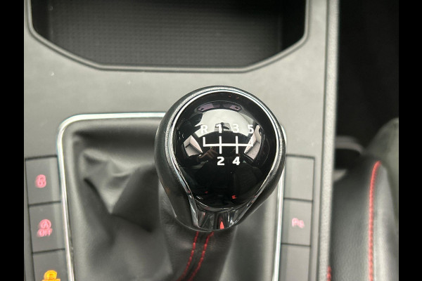 Seat Ibiza 1.0 TSI FR Business Intense Pano/dak Beats/Audio Achteruitrijcamera Trekhaak Origineel NL