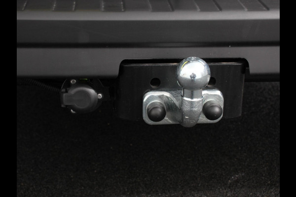 Renault Trafic 2.0 T30 L2H1 Advance Navigatie Airco Lichtmetalen velgen Betimmering Trekhaak Camera Parkeersensoren