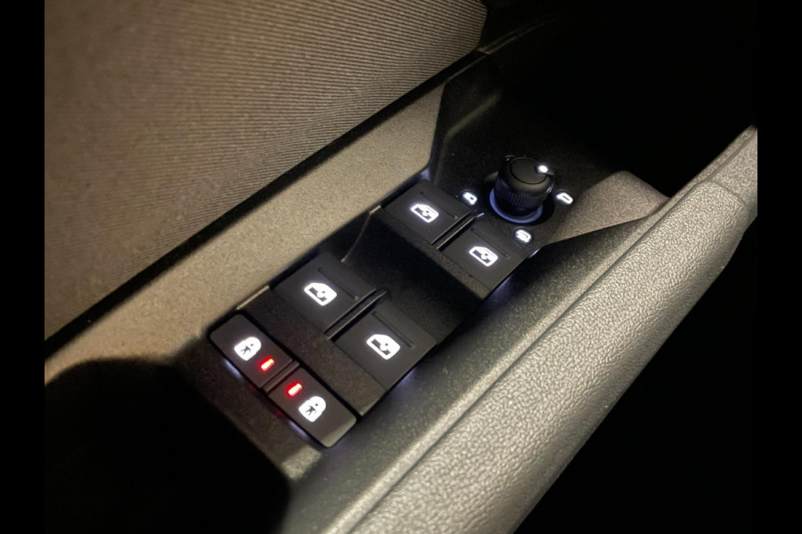 Audi Q4 e-tron 40 Edition 77 kWh|94% SOH|ACC|CAMERA|CARPLAY, ANDROID AUTO|STOELVERW.|ELEK. A-KLEP|NL-AUTO|NAP|INCL. BTW|1e EIG.|