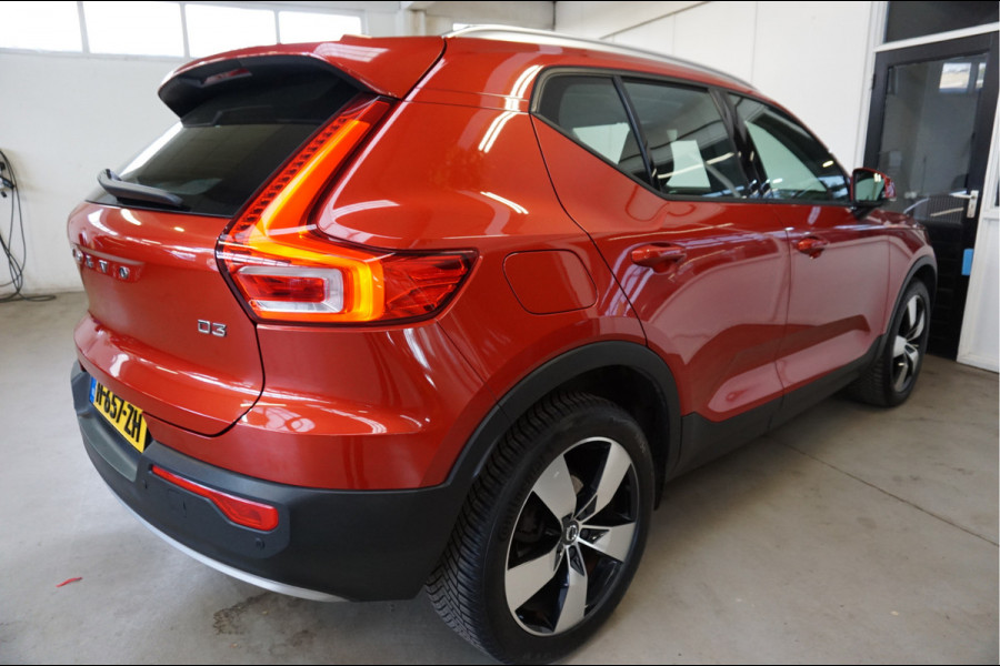 Volvo XC40 2.0 D3 Momentum Automaat Leder Parking-climate