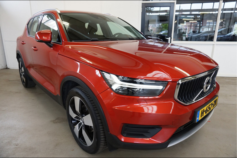 Volvo XC40 2.0 D3 Momentum Automaat Leder Parking-climate