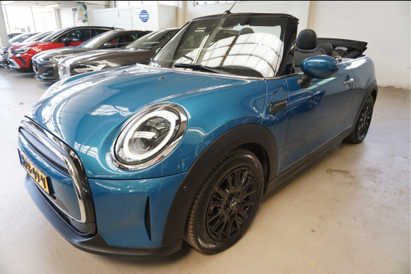 MINI Cabrio 1.5 Cooper Maximized Navi Stoelverw. Camera DAB Blis Incl. afleverbeurt en 12 Bovag garantie