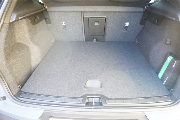 Volvo XC40 1.5 T4 Recharge Inscription Camera DAB Alarm Adaptieve Cruisecontrol