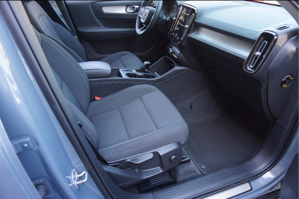 Volvo XC40 1.5 T4 Recharge Inscription Camera DAB Alarm Adaptieve Cruisecontrol