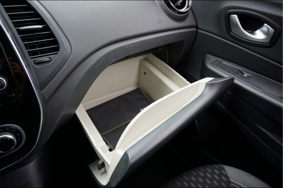 Renault Captur 1.3 TCe Intens Trekhaak Stoelverw. 150Pk