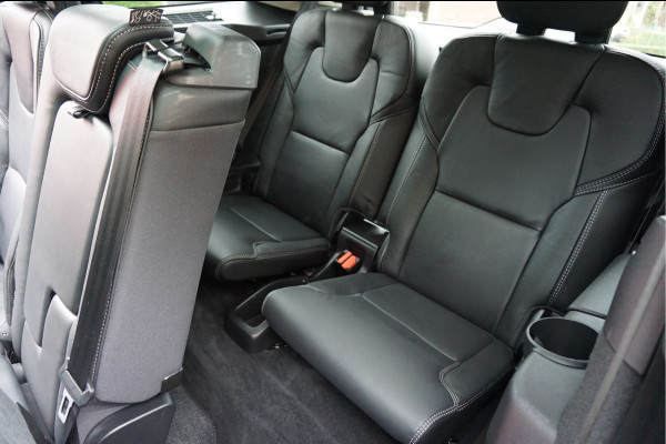 Volvo XC90 2.0 T8 Recharge AWD Ultimate Dark Luchtvering Trekhaak Incl. afleverbeurt en 12 Bovag garantie