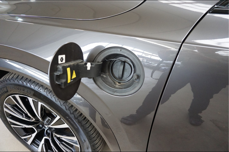 Volvo XC90 2.0 T8 Recharge AWD Ultimate Dark Luchtvering Trekhaak Incl. afleverbeurt en 12 Bovag garantie