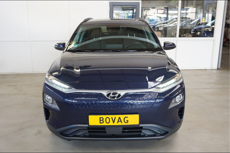 Hyundai Kona EV Style 64 kWh Navigatie, Camera, Stoel en Stuur verwarming.