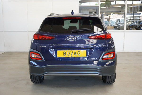 Hyundai Kona EV Style 64 kWh Navigatie, Camera, Stoel en Stuur verwarming.