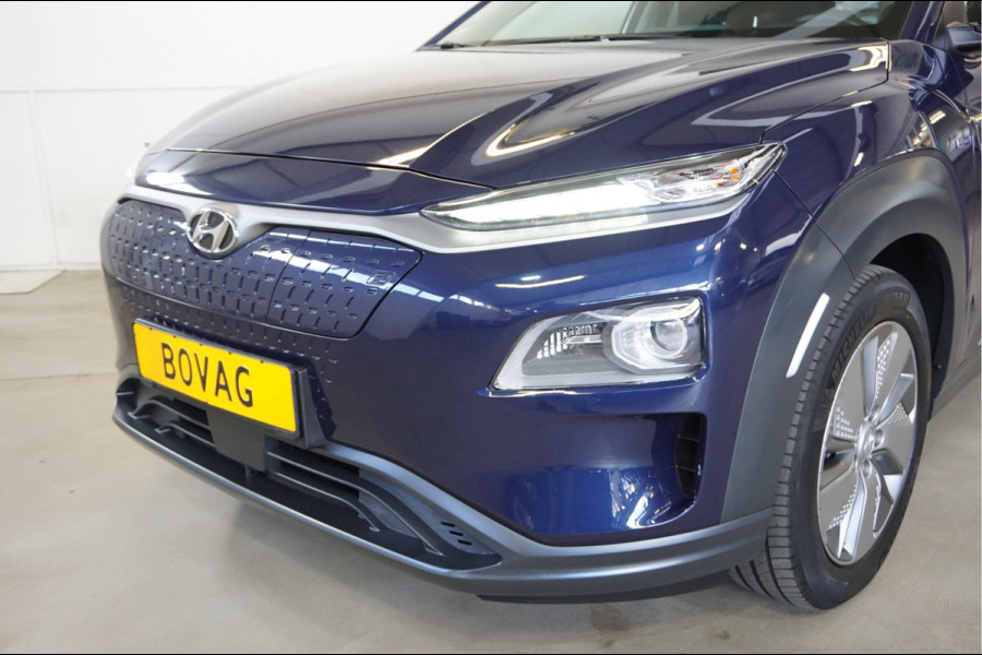 Hyundai Kona EV Style 64 kWh Navigatie, Camera, Stoel en Stuur verwarming.
