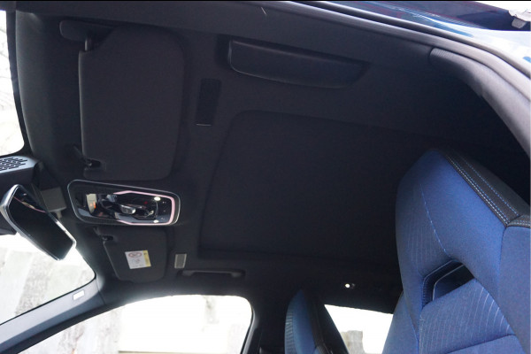 Lynk & Co 01 1.5 Pilot Assist and Adaptive Cruise Control 261Pk Incl. afleverbeurt en 12 Bovag garantie