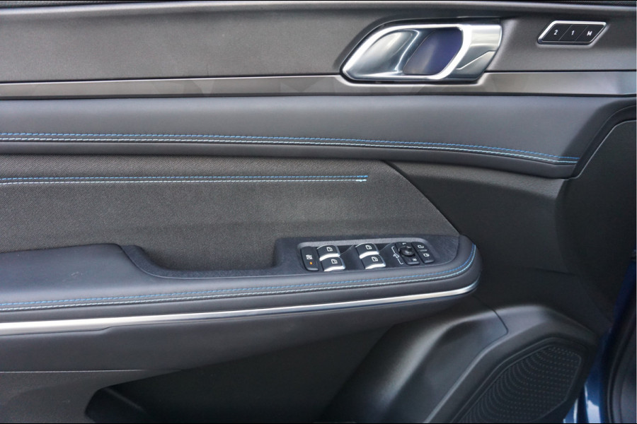 Lynk & Co 01 1.5 Pilot Assist and Adaptive Cruise Control 261Pk Incl. afleverbeurt en 12 Bovag garantie