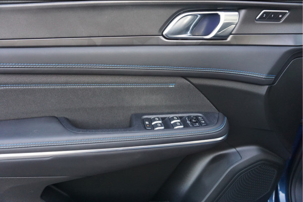 Lynk & Co 01 1.5 Pilot Assist and Adaptive Cruise Control 261Pk Incl. afleverbeurt en 12 Bovag garantie