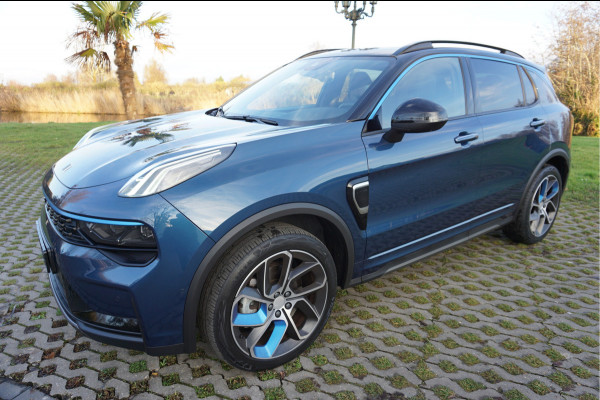 Lynk & Co 01 1.5 Pilot Assist and Adaptive Cruise Control 261Pk Incl. afleverbeurt en 12 Bovag garantie