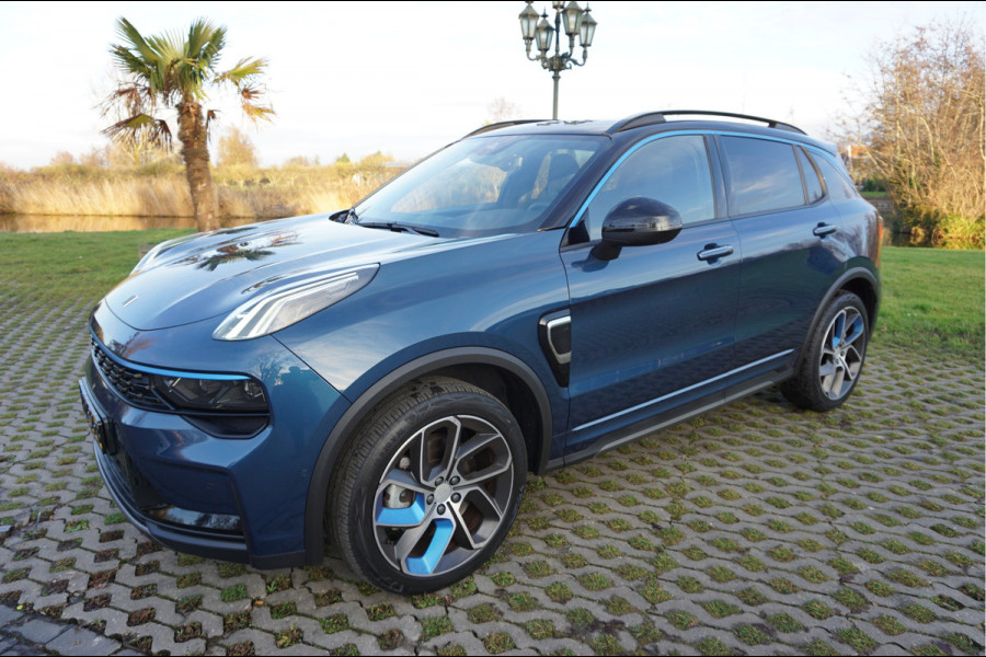 Lynk & Co 01 1.5 Pilot Assist and Adaptive Cruise Control 261Pk Incl. afleverbeurt en 12 Bovag garantie