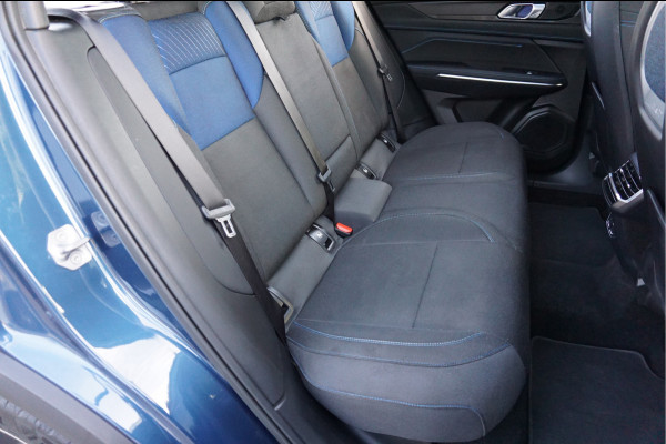 Lynk & Co 01 1.5 Pilot Assist and Adaptive Cruise Control 261Pk Incl. afleverbeurt en 12 Bovag garantie