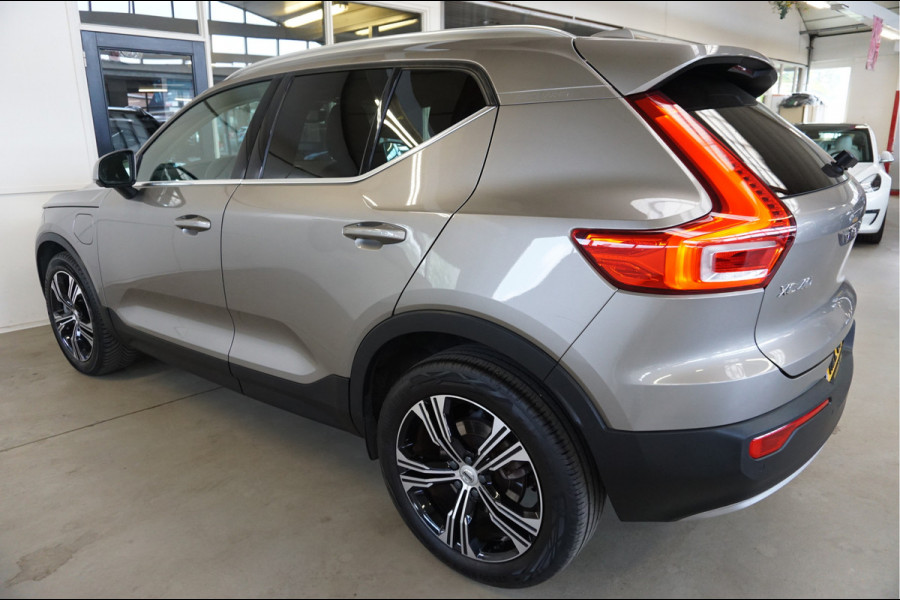 Volvo XC40 1.5 T4 Inscription Leder  Pilot-Assist Navi Camera