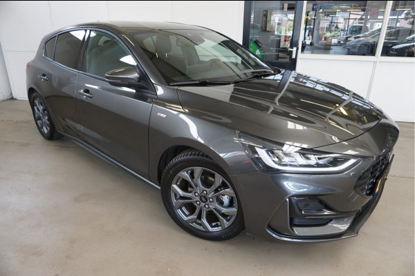 Ford Focus 1.0 EcoBoost Hybrid ST Line Navi Incl. afleverbeurt en 12 Bovag garantie