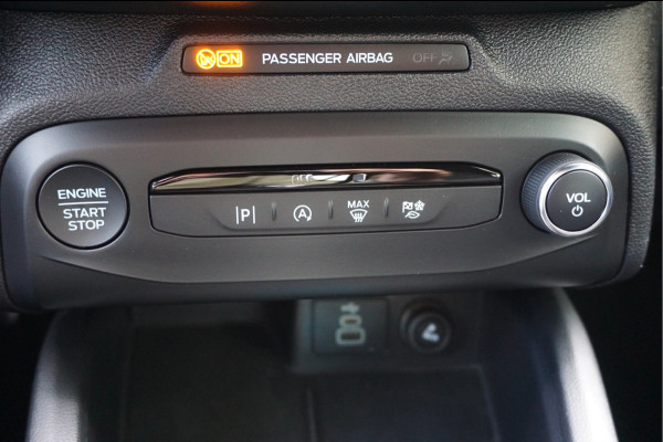 Ford Focus 1.0 EcoBoost Hybrid ST Line Navi Incl. afleverbeurt en 12 Bovag garantie