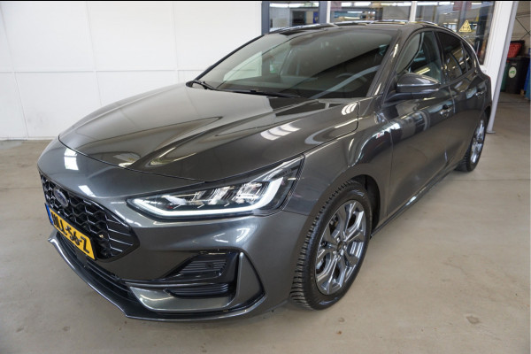 Ford Focus 1.0 EcoBoost Hybrid ST Line Navi Incl. afleverbeurt en 12 Bovag garantie