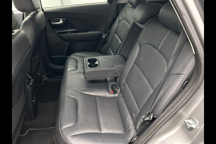 Kia Niro 1.6 GDi Hybrid DynamicLine Trekhaak Parkeersensoren Climate control Camera