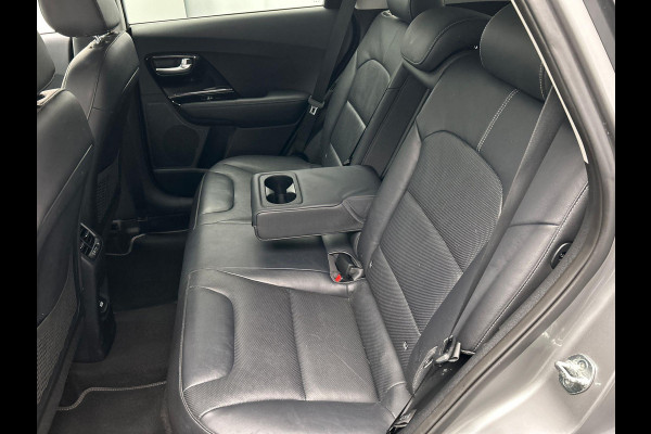 Kia Niro 1.6 GDi Hybrid DynamicLine Trekhaak Parkeersensoren Climate control Camera