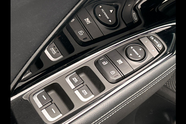 Kia Niro 1.6 GDi Hybrid DynamicLine Trekhaak Parkeersensoren Climate control Camera