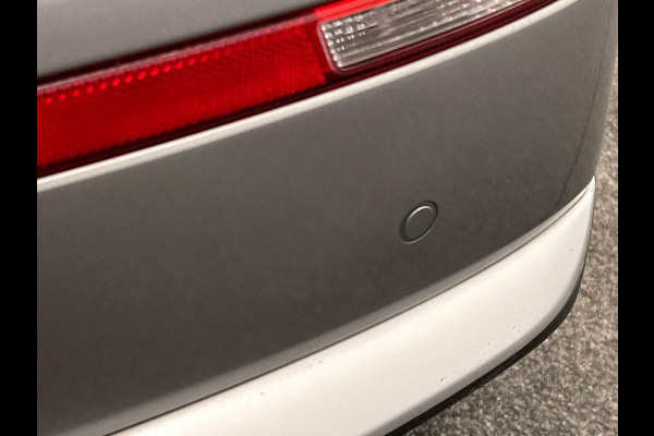 Kia Niro 1.6 GDi Hybrid DynamicLine Trekhaak Parkeersensoren Climate control Camera