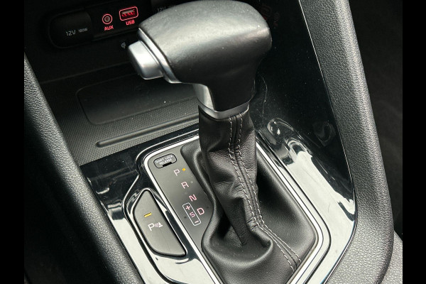 Kia Niro 1.6 GDi Hybrid DynamicLine Trekhaak Parkeersensoren Climate control Camera