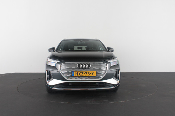 Audi Q4 e-tron 40 82 kWh S line > Camera/ Adaptief Cruise control/Stoelverwarming...