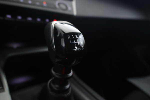 Peugeot 308 SW 1.5 BlueHDi Active Pack Business Apple/Android Carplay, Digital dash, Cruise