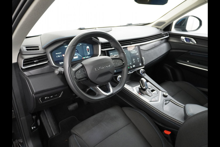 Lynk & Co 01 1.5 PHEV AUT-7 261pk Pano-Schuifdak Lmv 20" 360°Camera Apple Carplay Android Auto Adap.Cruise Navi Pdc Ecc Keyless Led Plug-In H Elek.Memory.Stoel File assistent Dodehoek detector Elektrisch bedienbare achterklep Rijstrooksensor Wifi Verkeersbord detectie 425Nm koppel 3,7kw laadvermogen €44.882 Nieuwprijs 1e Eigenaar Origineel NLse auto!