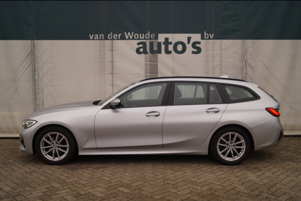 BMW 3 Serie Touring 320i 184pk Automaat Executive Edition -NAVI-ECC-